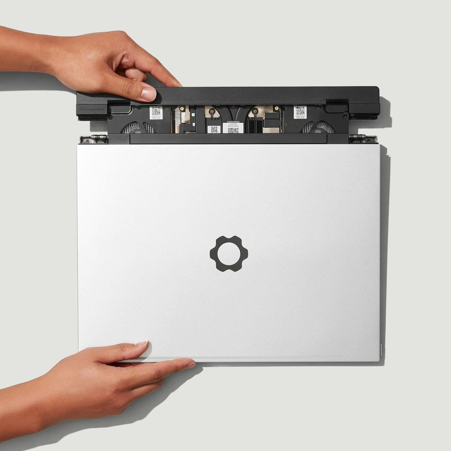 Framework Laptop 16 with RTX 5070 Graphics Module